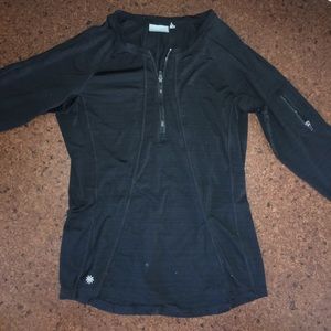 Athleta long sleeve active shirt